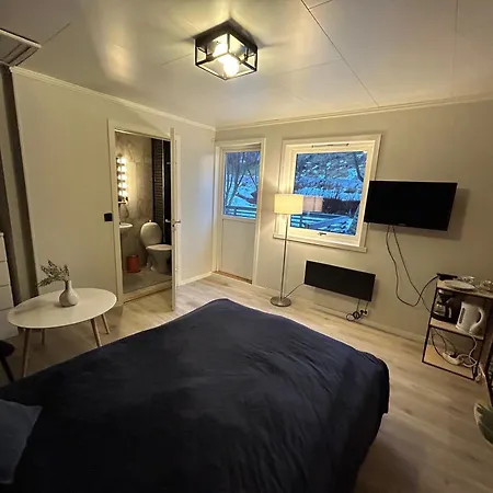 Privat Rom Med Egen Inngang Pansiyon Mosjøen